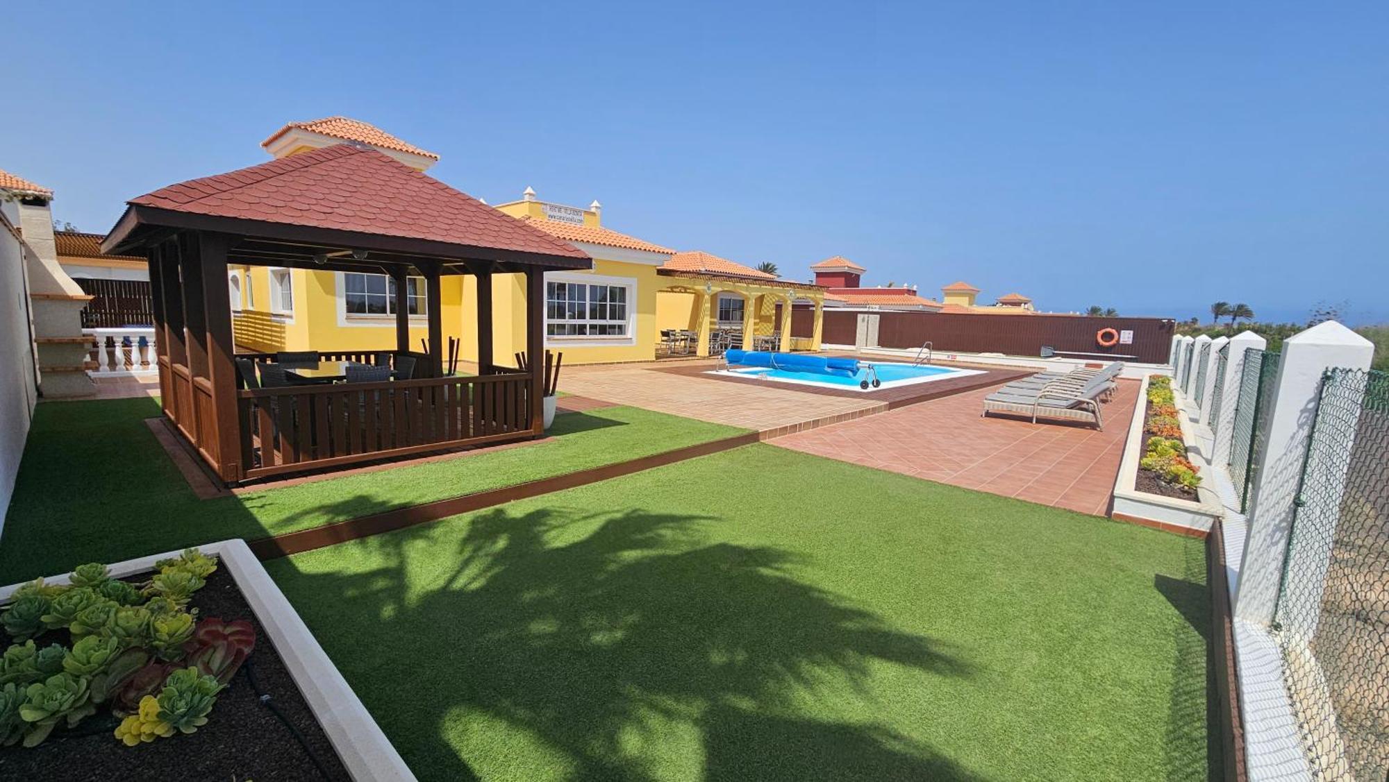 Villa Bonita On Golf In El Descanso ,Caleta Fuste-Fuerteventura Caleta De Fuste Exterior photo